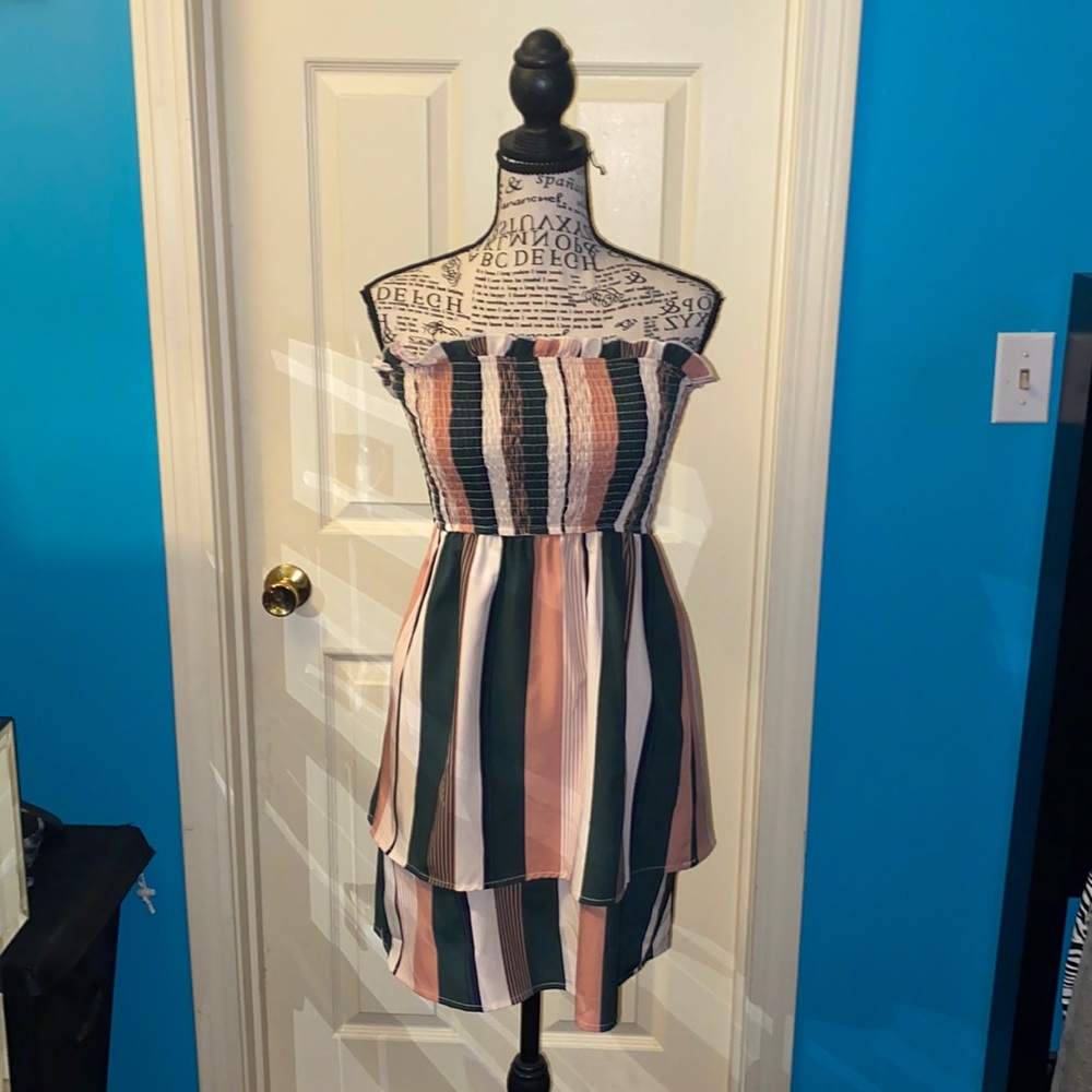 Women’s strapless sundress